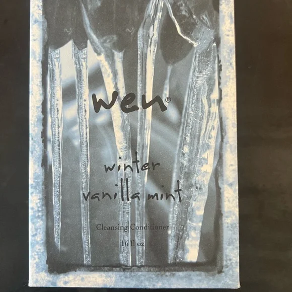 WEN by Chaz Dean Cleansing Conditioner - Picture 1 of 4